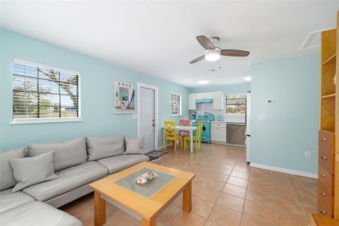 House in Sarasota, Florida 1 bedroom, 53.51 sq.m. № 1518091 - photo 6
