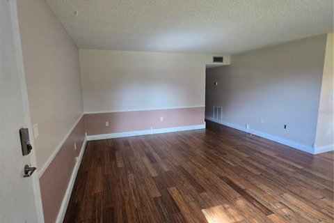 Condominio en alquiler en Belleair, Florida, 2 dormitorios, 99.87 m2 № 1829561 - foto 2