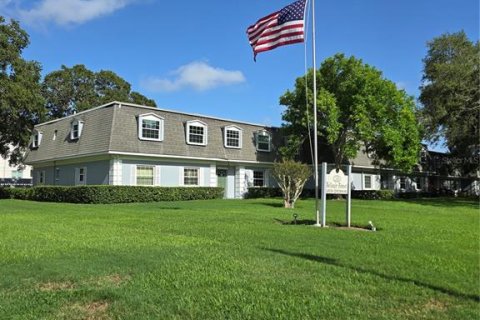 Condominio en alquiler en Belleair, Florida, 2 dormitorios, 99.87 m2 № 1829561 - foto 1