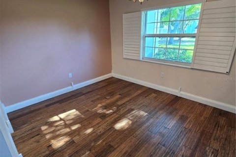 Condominio en alquiler en Belleair, Florida, 2 dormitorios, 99.87 m2 № 1829561 - foto 8