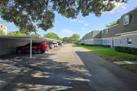 Condominio en alquiler en Belleair, Florida, 2 dormitorios, 99.87 m2 № 1829561 - foto 11