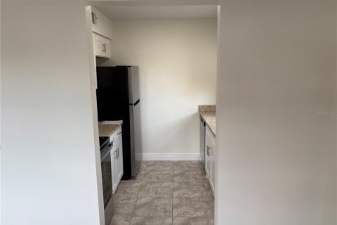 Condominio en alquiler en Tampa, Florida, 2 dormitorios, 89.19 m2 № 1841899 - foto 10
