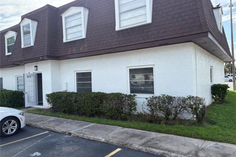 Condominio en alquiler en Tampa, Florida, 2 dormitorios, 89.19 m2 № 1841899 - foto 2