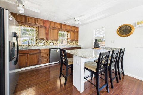 Casa en venta en Madeira Beach, Florida, 4 dormitorios, 162.11 m2 № 1636912 - foto 22