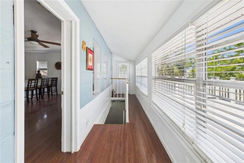 Casa en venta en Madeira Beach, Florida, 4 dormitorios, 162.11 m2 № 1636912 - foto 13