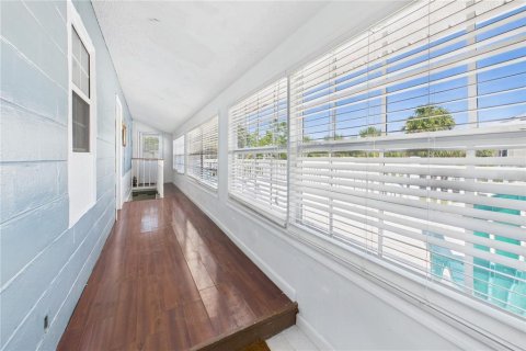 Casa en venta en Madeira Beach, Florida, 4 dormitorios, 162.11 m2 № 1636912 - foto 11