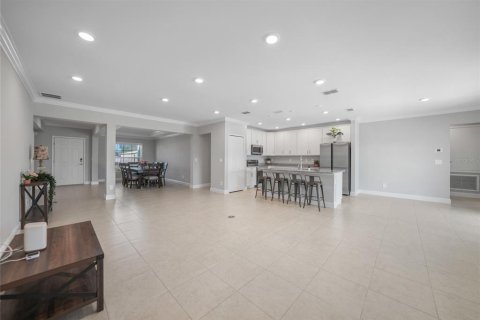 House in Port Charlotte, Florida 4 bedrooms, 226.5 sq.m. № 1856409 - photo 9