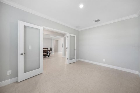 House in Port Charlotte, Florida 4 bedrooms, 226.5 sq.m. № 1856409 - photo 23