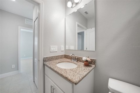 House in Port Charlotte, Florida 4 bedrooms, 226.5 sq.m. № 1856409 - photo 28