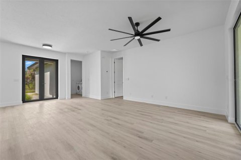 Villa ou maison à vendre à Port Charlotte, Floride: 3 chambres, 154.03 m2 № 1789431 - photo 6