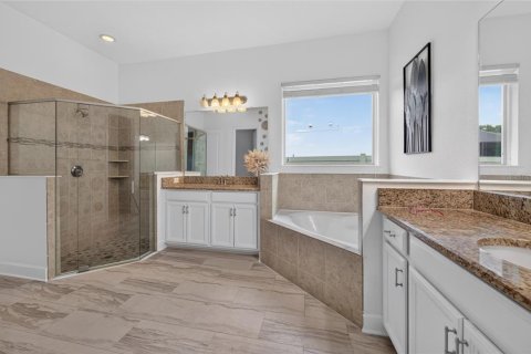 Casa en venta en Bradenton, Florida, 4 dormitorios, 248.51 m2 № 2225601 - foto 23