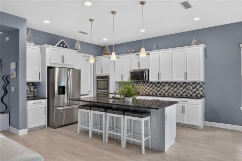 Casa en venta en Bradenton, Florida, 4 dormitorios, 248.51 m2 № 2225601 - foto 11