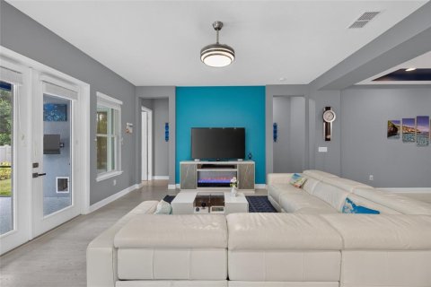 Casa en venta en Bradenton, Florida, 4 dormitorios, 248.51 m2 № 2225601 - foto 9