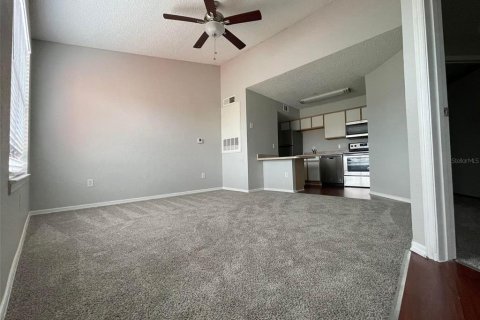 Condominio en alquiler en Kissimmee, Florida, 1 dormitorio, 49.24 m2 № 2220559 - foto 6