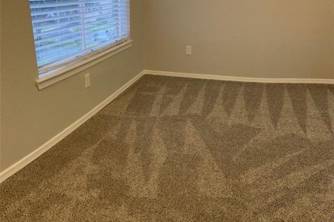 Condominio en alquiler en Kissimmee, Florida, 1 dormitorio, 49.24 m2 № 2220559 - foto 3