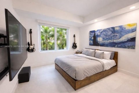 Снять в аренду кондоминиум в Ки-Бискейн, Флорида 2 спальни, 143.16м2, № 2005494 - фото 6