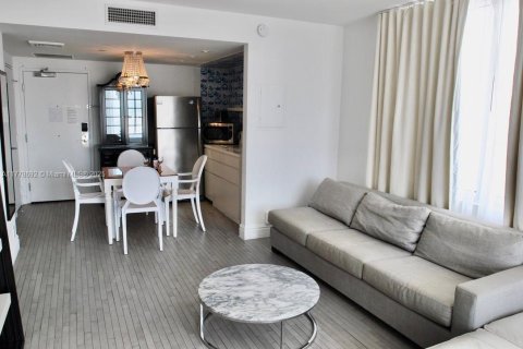 Copropriété à louer à Miami Beach, Floride: 1 chambre, 65.03 m2 № 1874650 - photo 10