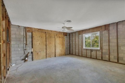 House in Englewood, Florida 3 bedrooms, 181.72 sq.m. № 1553116 - photo 17