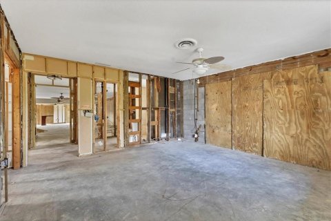 House in Englewood, Florida 3 bedrooms, 181.72 sq.m. № 1553116 - photo 18