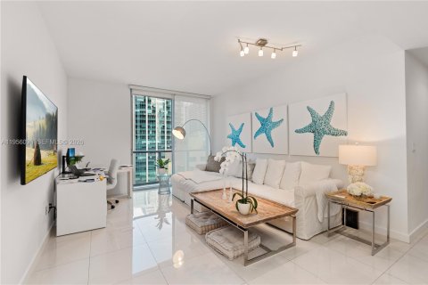 Condominio en alquiler en Miami, Florida, 2 dormitorios, 101.08 m2 № 2020448 - foto 6