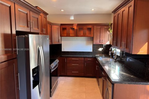 House in Fort Lauderdale, Florida 3 bedrooms, 98.66 sq.m. № 2056253 - photo 4