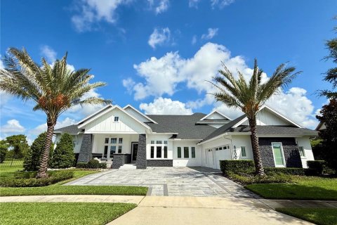 Casa en venta en Orlando, Florida, 5 dormitorios, 531.22 m2 № 1883530 - foto 1