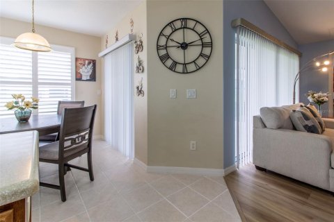 House in Ocala, Florida 2 bedrooms, 145.86 sq.m. № 2099171 - photo 17