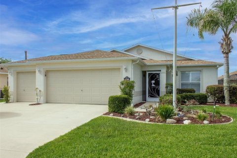 Villa ou maison à Ocala, Floride 3 chambres, 145.86 m2 № 2099171