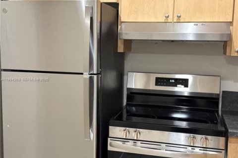 Купить кондоминиум в Норт-Майами-Бич, Флорида 1 спальня, 71.72м2, № 1992644 - фото 12