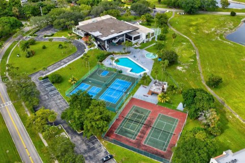 Condominio en venta en Lauderhill, Florida, 3 dormitorios, 147.06 m2 № 1950700 - foto 27