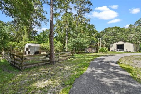 Casa en venta en Geneva, Florida, 4 dormitorios, 277.31 m2 № 1796765 - foto 24