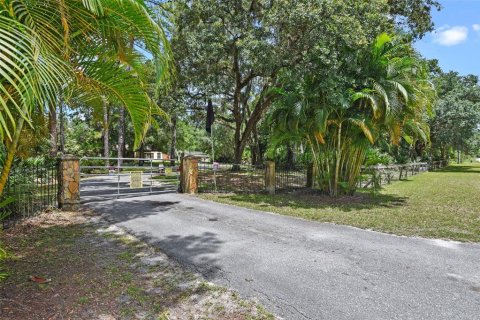 Casa en venta en Geneva, Florida, 4 dormitorios, 277.31 m2 № 1796765 - foto 22