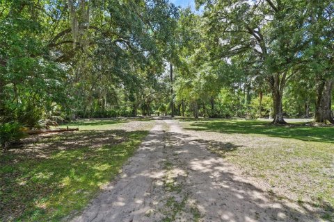 Casa en venta en Geneva, Florida, 4 dormitorios, 277.31 m2 № 1796765 - foto 20