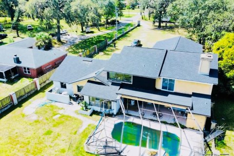 House in Jacksonville, Florida 4 bedrooms, 595.22 sq.m. № 2315983 - photo 10