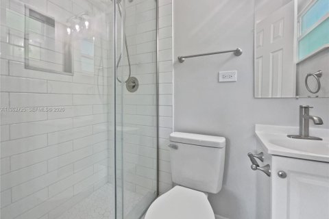 Villa ou maison à vendre à North Miami Beach, Floride: 3 chambres, 106.65 m2 № 2024102 - photo 7