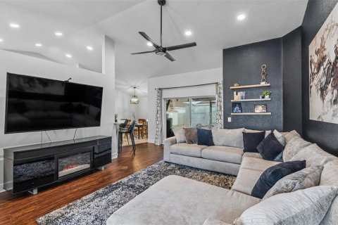 Villa ou maison à louer à Bartow, Floride: 4 chambres, 174.66 m2 № 2358919 - photo 7
