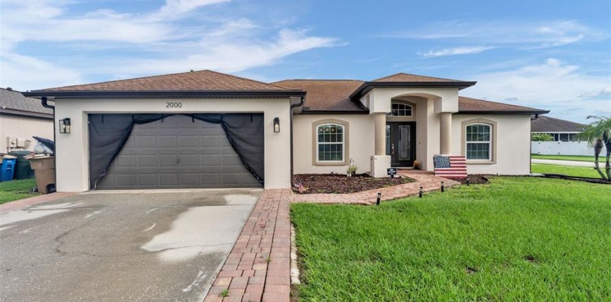 Villa ou maison à Bartow, Floride 4 chambres, 174.66 m2 № 2358919