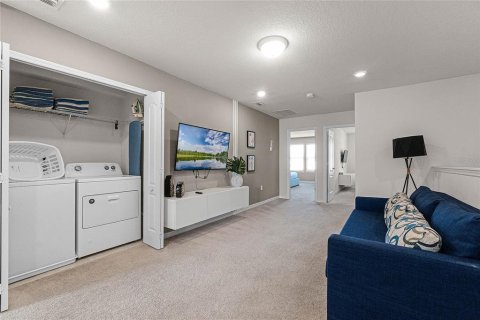 Townhouse in Davenport, Florida 5 bedrooms, 211.91 sq.m. № 1519705 - photo 29