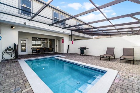Townhouse in Davenport, Florida 5 bedrooms, 211.91 sq.m. № 1519705 - photo 21