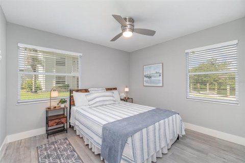 Condominio en venta en Anna Maria, Florida, 2 dormitorios, 76.37 m2 № 1796861 - foto 15