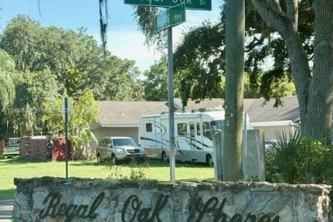 Купить виллу или дом в Киссимми, Флорида 5 спален, 208.29м2, № 2002647 - фото 4