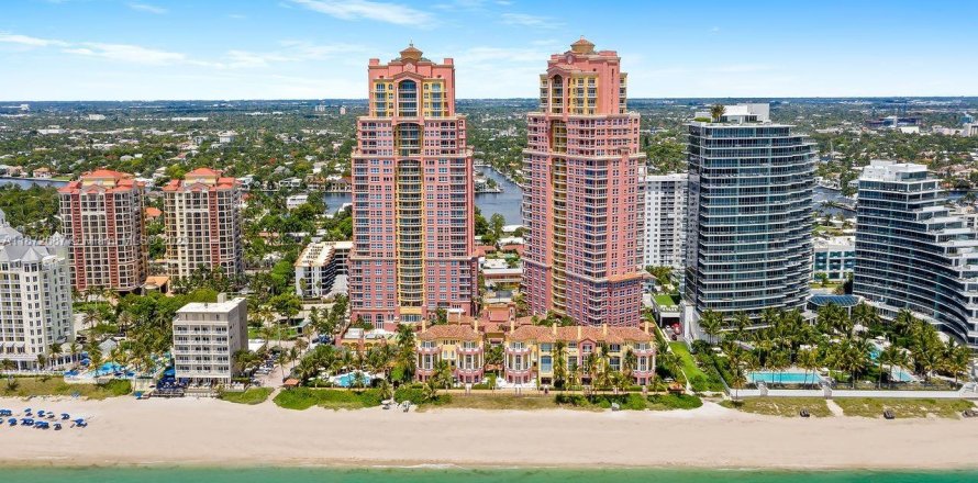 Condo in Fort Lauderdale, Florida, 3 bedrooms  № 1928201