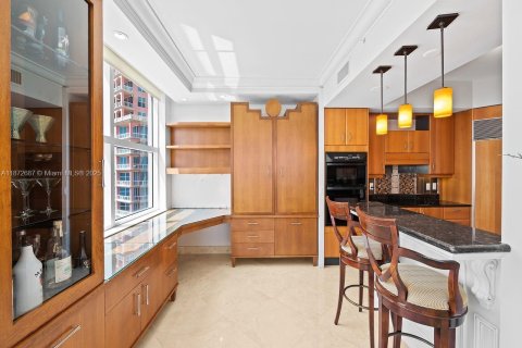 Condo in Fort Lauderdale, Florida, 3 bedrooms  № 1928201 - photo 17