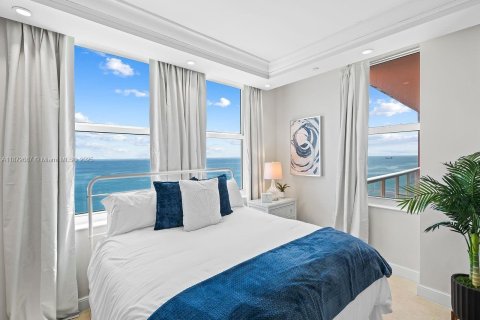 Condo in Fort Lauderdale, Florida, 3 bedrooms  № 1928201 - photo 30