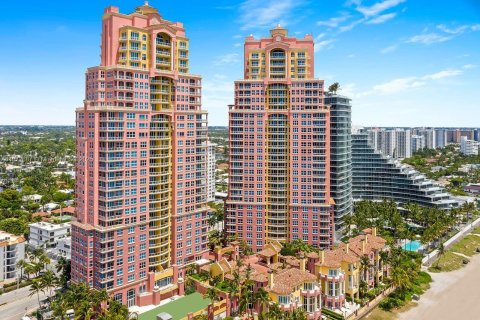 Condo in Fort Lauderdale, Florida, 3 bedrooms  № 1928201 - photo 2