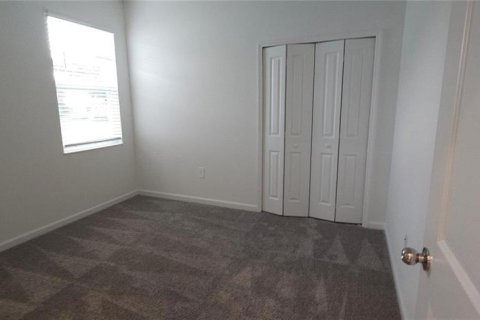 House in Winter Haven, Florida 4 bedrooms, 195.93 sq.m. № 2239088 - photo 16