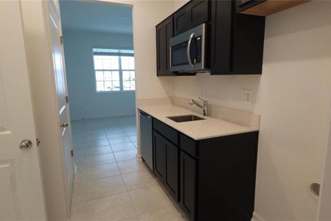 House in Winter Haven, Florida 4 bedrooms, 195.93 sq.m. № 2239088 - photo 15