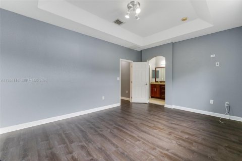 Townhouse in Doral, Florida 3 bedrooms, 157 sq.m. № 2056397 - photo 12