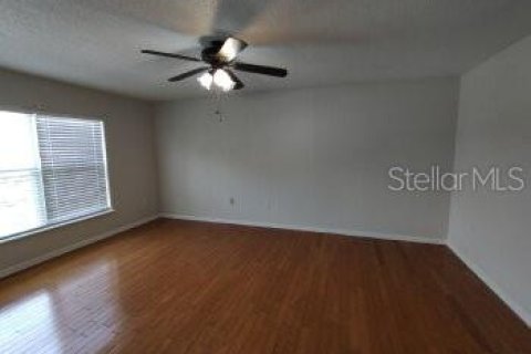 Villa ou maison à louer à Kissimmee, Floride: 4 chambres, 205.78 m2 № 2398741 - photo 23