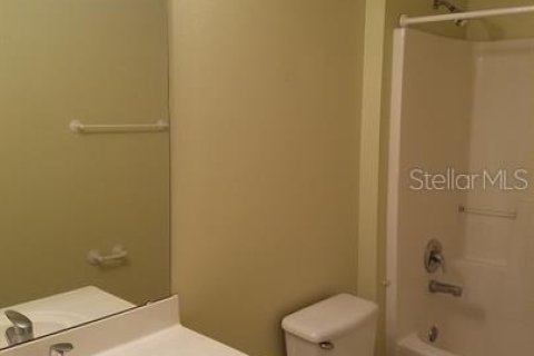 Villa ou maison à louer à Kissimmee, Floride: 4 chambres, 205.78 m2 № 2398741 - photo 8